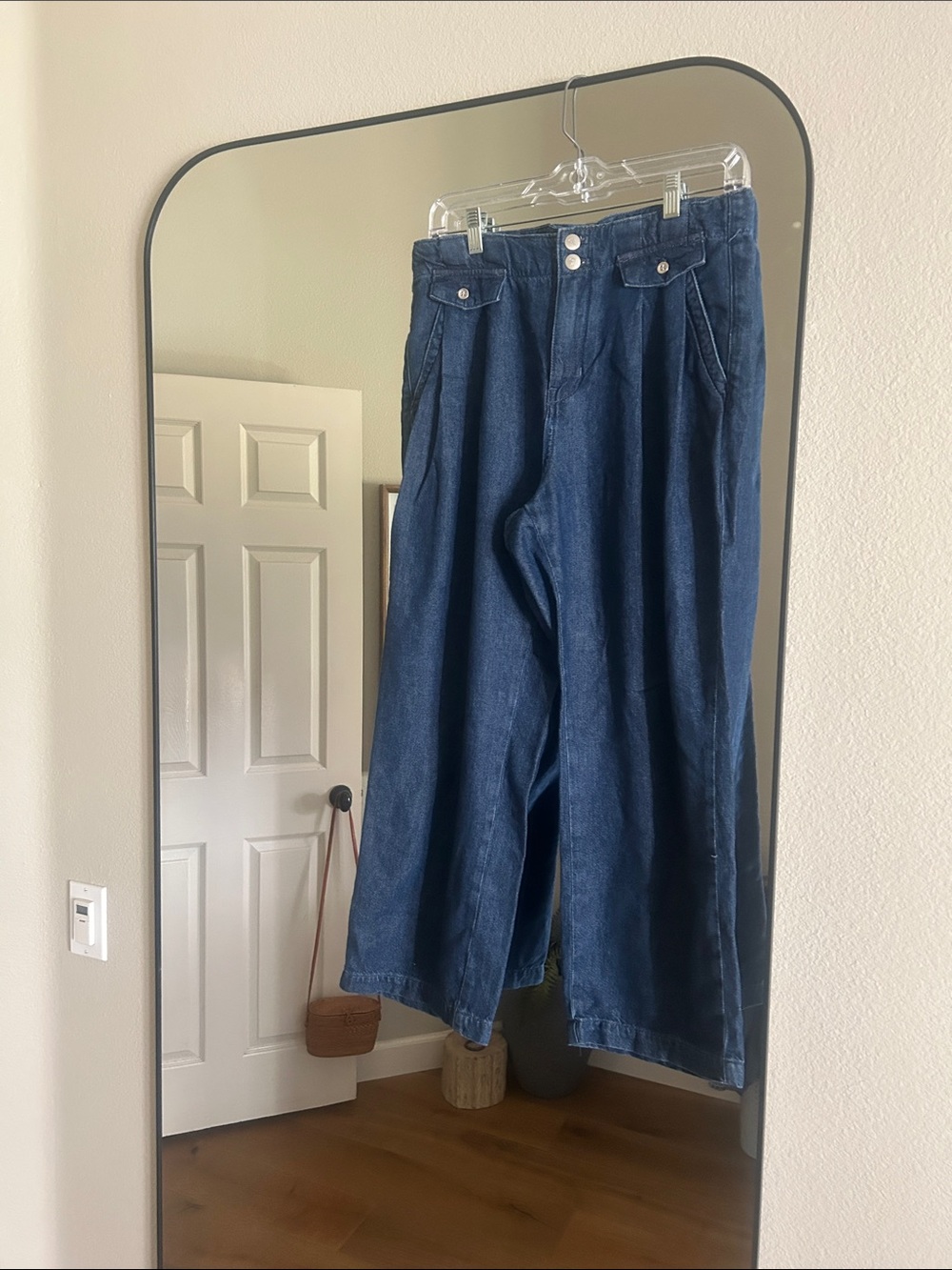 Anthropologie Pilcro Wide-Leg High-Rise Jeans in Deep Indigo Blue